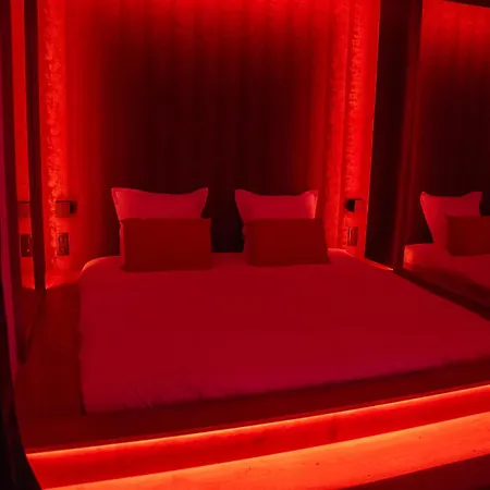 Holiday home L'unique - Love-room Romantique *