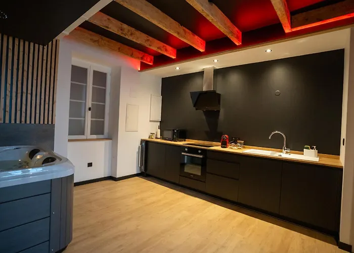 度假居 L'unique - Love-room Romantique